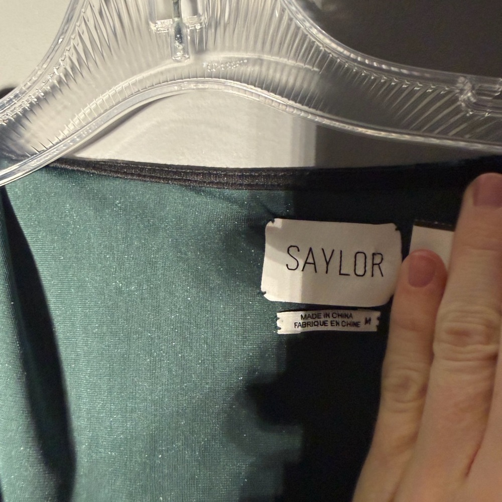 Saylor Velvet Drape Long Sleeve Mini Dress Size Medium - Picture 4 of 5